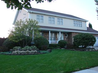 624 Huron Dr, Romeoville, IL 60446