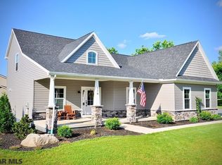 179 Goldfinch Dr, State College, PA 16801