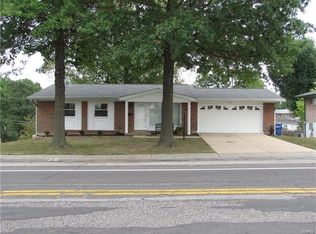 2204 Telegraph Rd, Saint Louis, MO 63125
