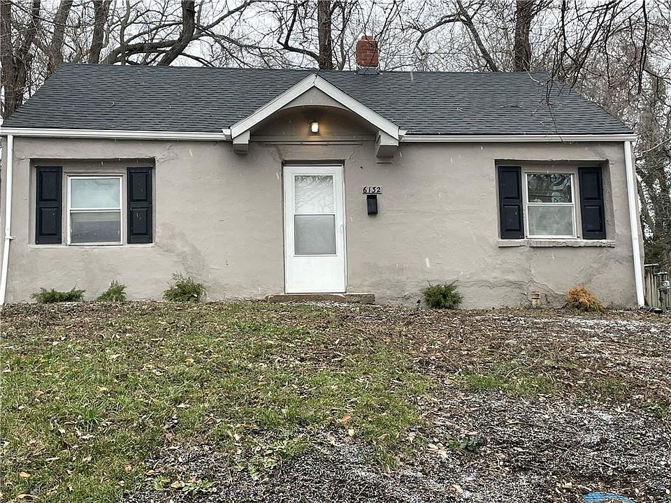 1st image of 6132 College Ave