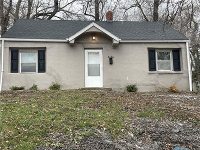 6132 College Ave, Kansas City, MO, 64130