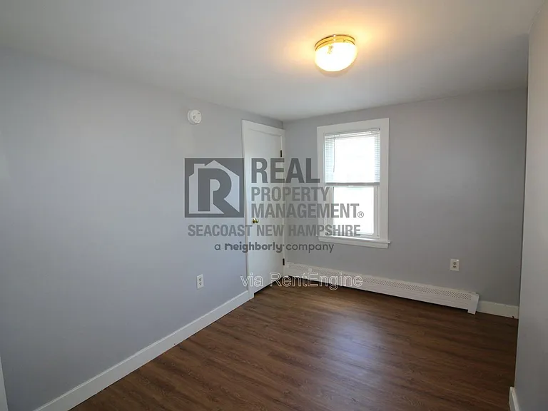 11 Maple St #B — Photo 11