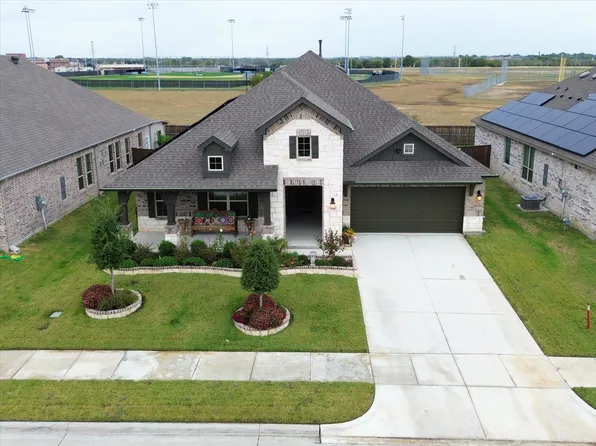 7324 Roaring Springs Rd, Arlington, TX 76002