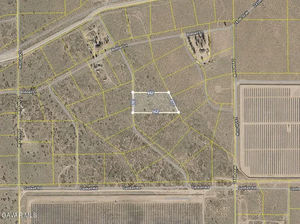 Between Gaskell Road And Bobtail Ln, Rosamond, CA 93560
