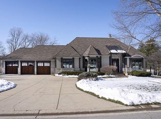 19000 Baythorn Way, Brookfield, WI 53045