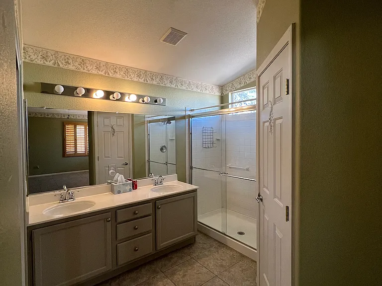 912 Windhook St — Photo 16