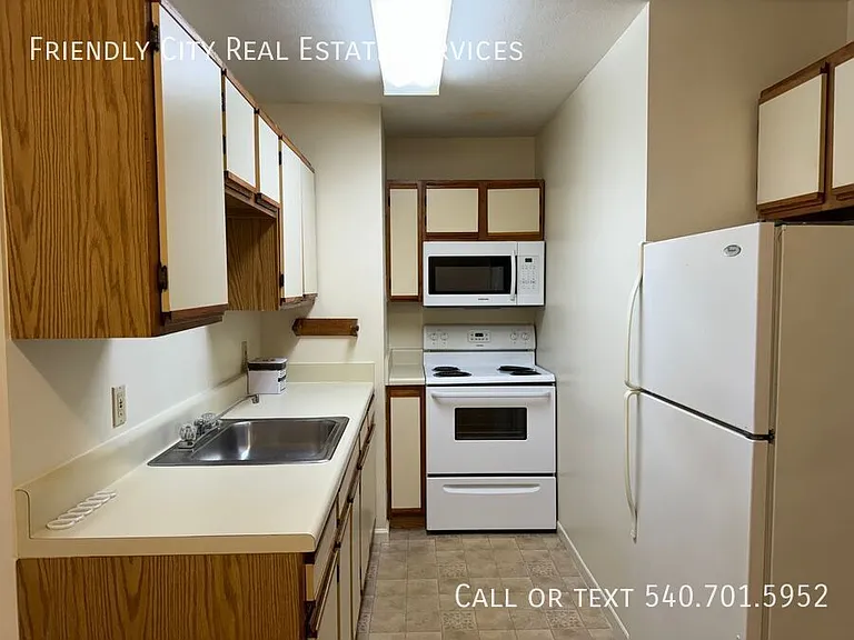 1115 Lincolnshire Dr #A — Photo 3