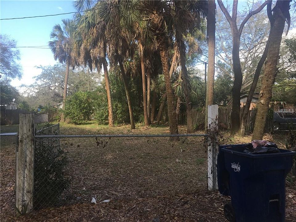 2nd image of 2404 E Cassell St