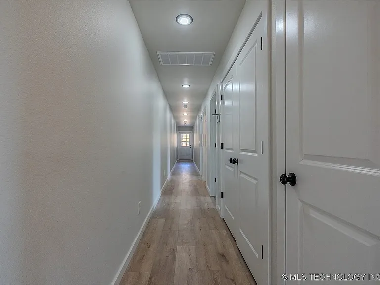 4119 W 57th St #B — Photo 29