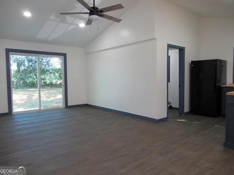 1379 Sam Craven Rd — Photo 8