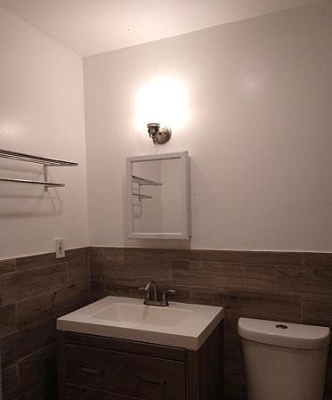 1st image of 1350 E 99th St Floor 1