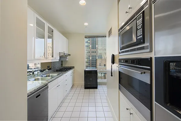Rented by Nest Seekers International | media 6