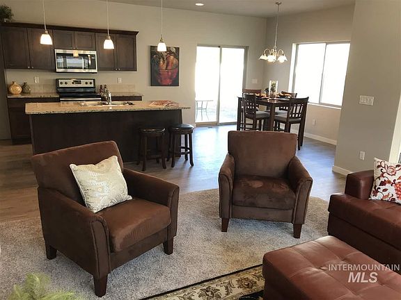 5th image of 519 N Escalade Pl