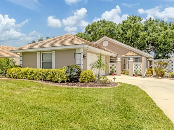 525 Clubside Cir, Venice, FL 34293