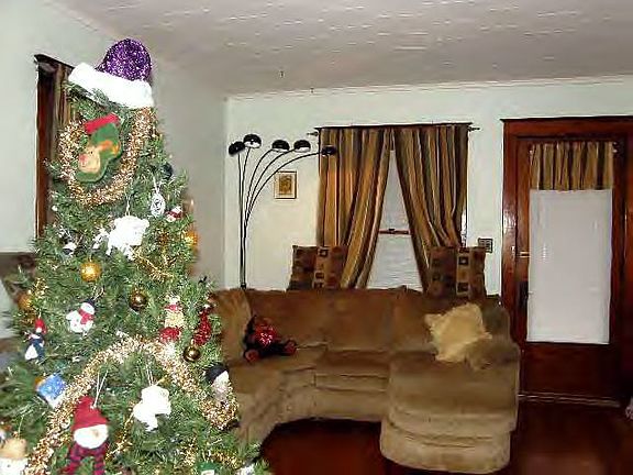 Home for Sale in Taylorville, IL $44,877