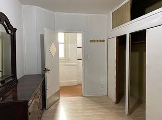 40-32 58th St #2, Woodside, NY 11377