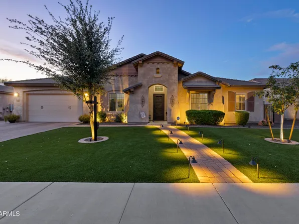 2882 E WILDHORSE Drive E, Gilbert, AZ 85297