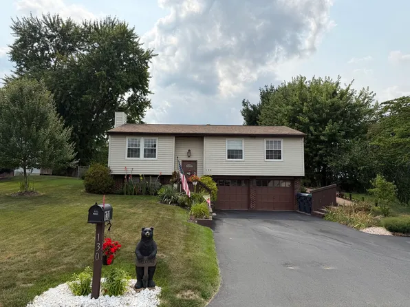 130 Wayne Dr, Cranberry Township, PA 16066