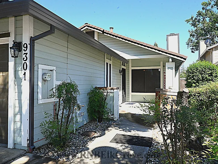 9301 Quintanna Ct — Photo 4