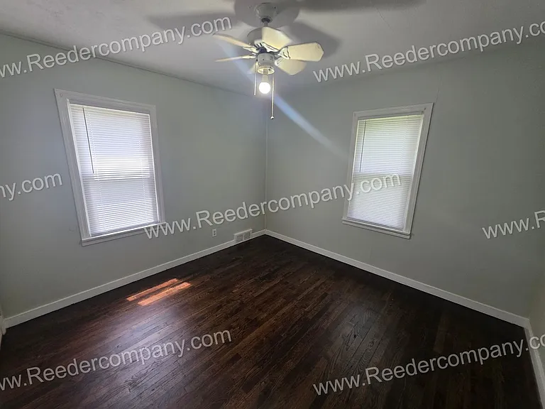 3317 173rd St — Photo 5