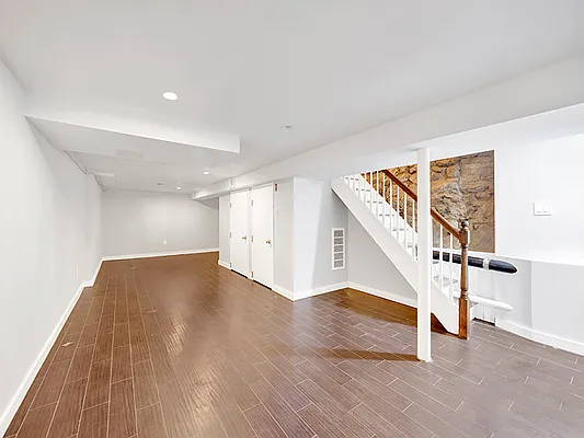 Rented by Massada Home Sales Inc | media 6