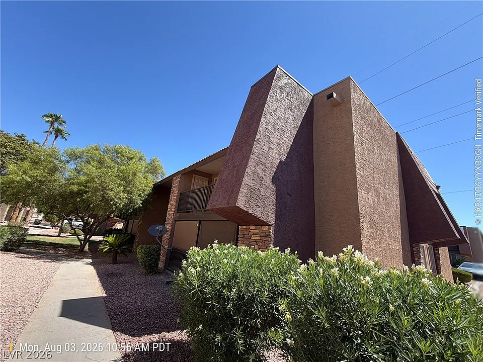 5161 River Glen Dr #145