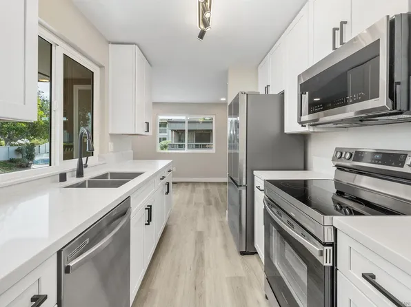 6386 Caminito Salado, San Diego, CA 92111