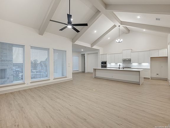 4th image of 603 Lago Landing