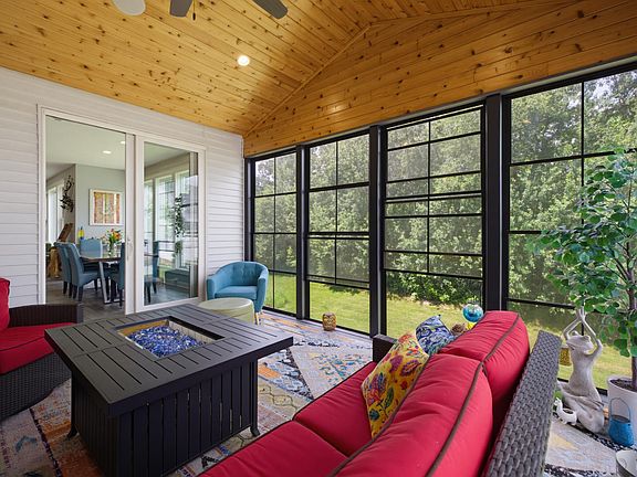 3rd image of 6445 Black Berry Ct