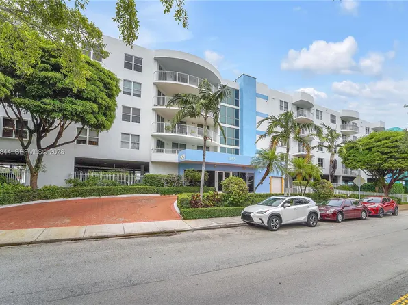 1555 N Treasure Dr APT 304, North Bay Village, FL 33141