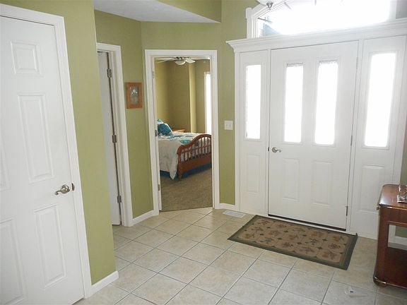 2nd image of 1608 Cobblestone Blvd