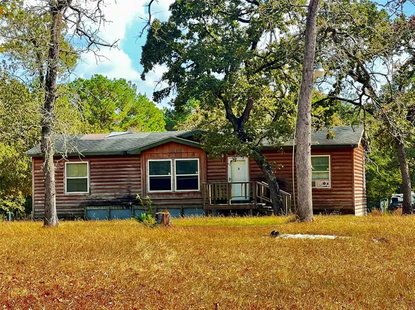 5539 Juniper Ln, Navasota, TX 77868