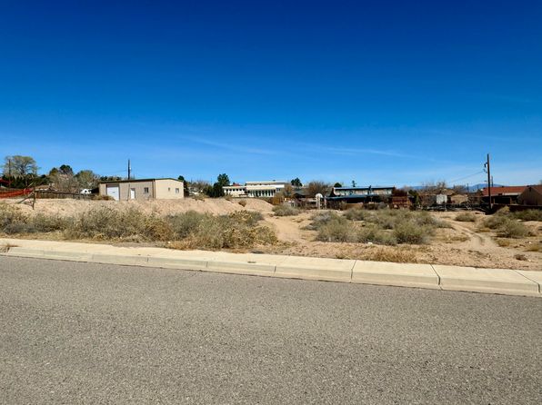 Drake Rd SW, Los Lunas, NM 87031