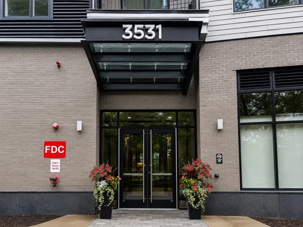 3531 Washington St Unit 418, Boston, MA 02130