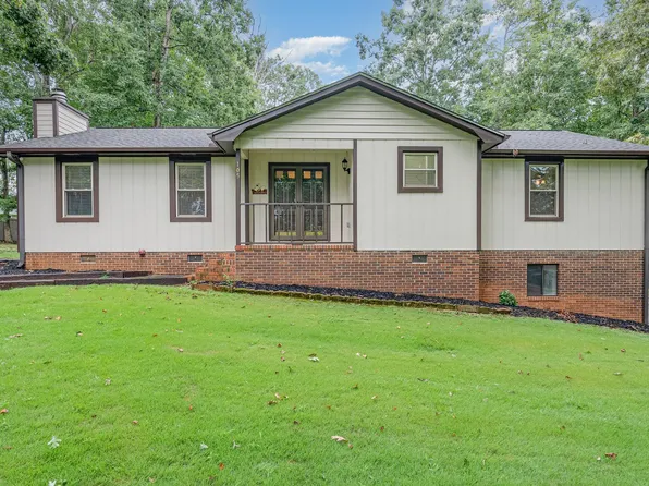 105 Rollingwood Way, Easley, SC 29640