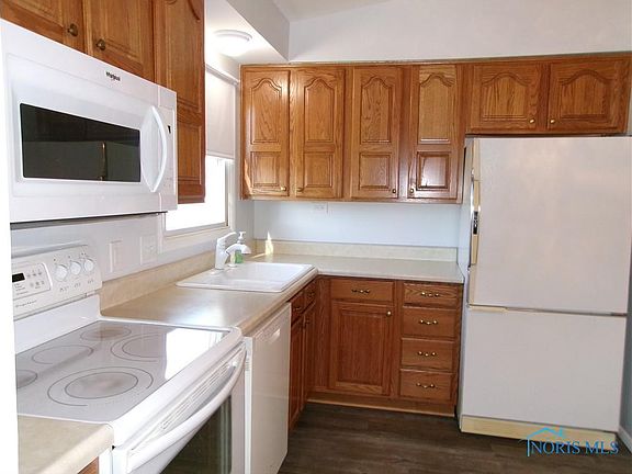 4th image of 2512 Revilla Dr