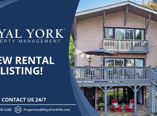 939 Lake Dr N #1, Georgina, ON L4P3E9