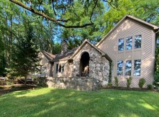 2100 Sleepy Hollow Rd, Dundee, IL