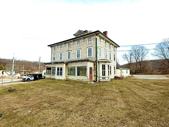 2nd image of 7 Baltic Road