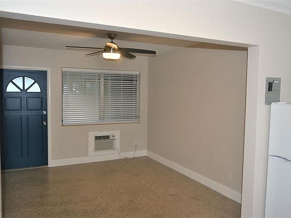 3rd image of 101 S Palmway APT 5