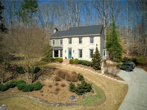 9625 River Lake Dr, Roswell, GA 30075