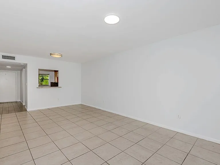 4111 Stirling Rd #308 — Photo 11