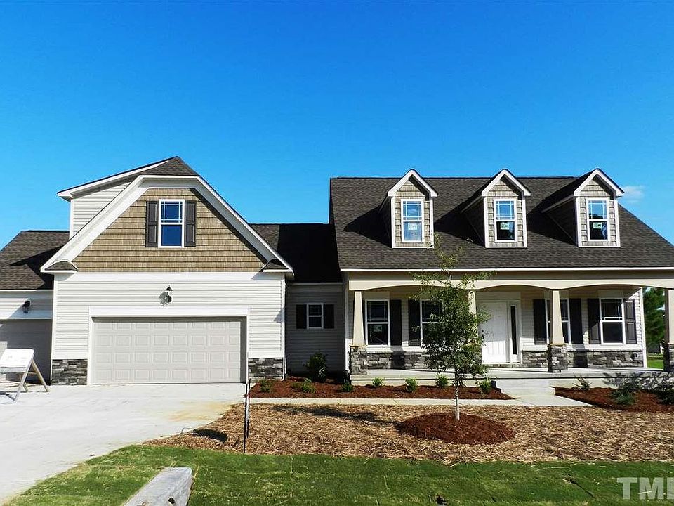 1st image of 17 Candlenut Ln