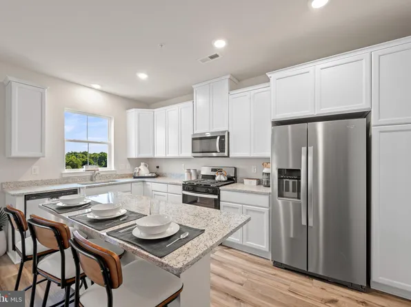 2B E Front St, Bridgeport, PA 19405