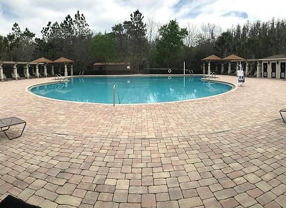 Meadow Pointe III Clubhouse Pool