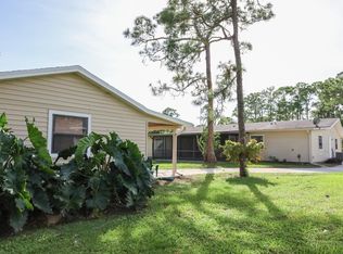 8868 SE Sharon St, Hobe Sound, FL 33455