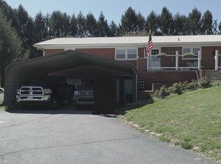 388 Liberty Rd, Candler, NC 28715