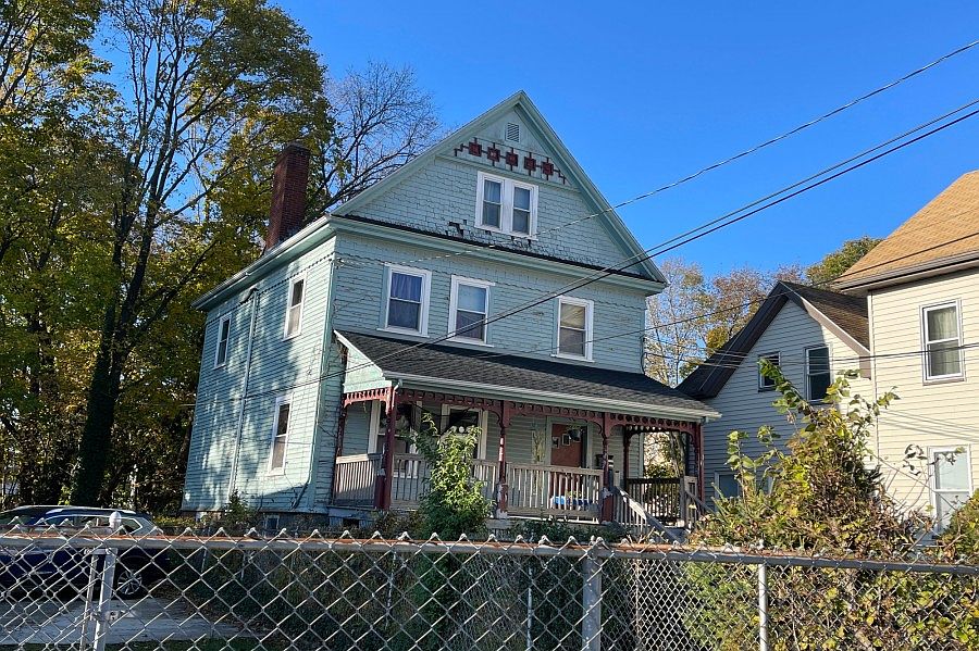 2nd image of 60 West St