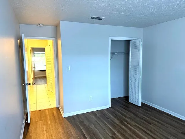 5012 Country Hills Dr — Photo 18