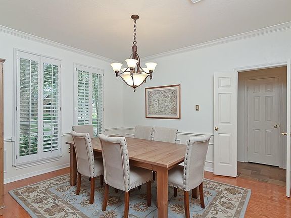 5th image of 4002 Bountiful Crest Ln